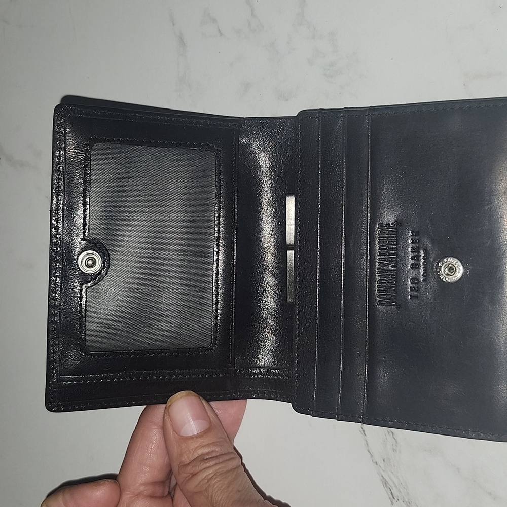 Ted Baker Kisslock Wallet - Picture 3 of 11